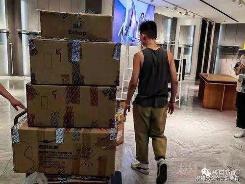 网友爆料抢鞋视频,网友现场直播惊心动魄抢购瞬间